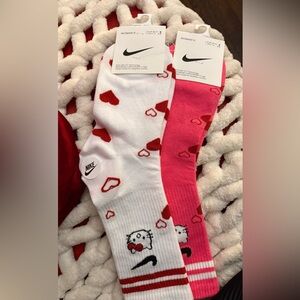 Nike Women's White and Pink Socks with Heart Design